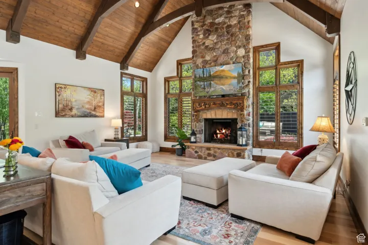 1 S Crosshill Ln, Sandy, Utah 84092