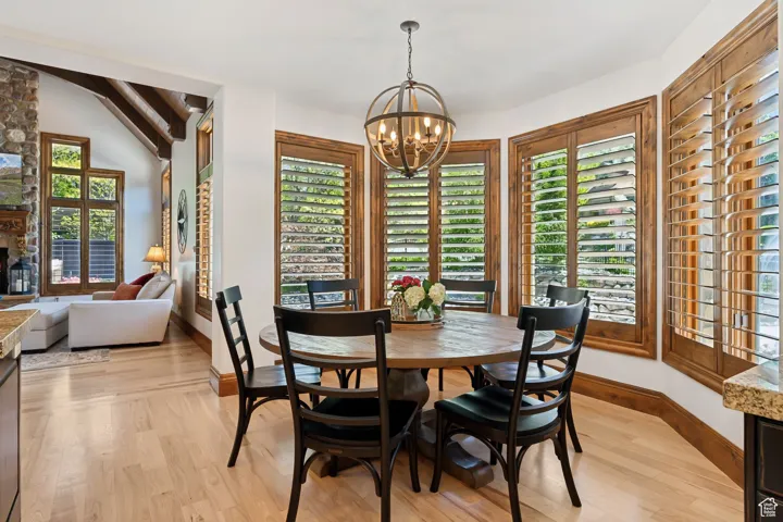 1 S Crosshill Ln, Sandy, Utah 84092