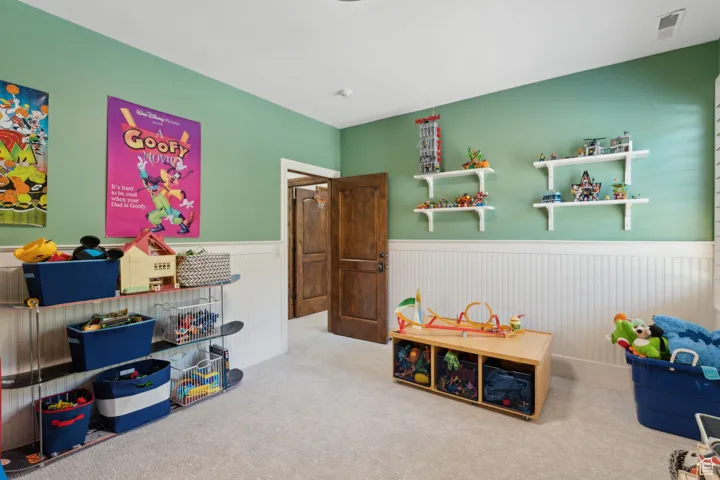 1 S Crosshill Ln, Sandy, Utah 84092
