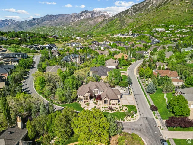 1 S Crosshill Ln, Sandy, Utah 84092