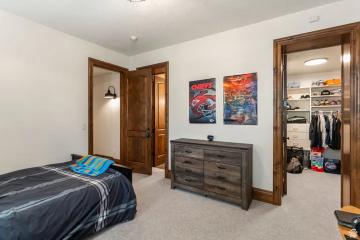 1 S Crosshill Ln, Sandy, Utah 84092