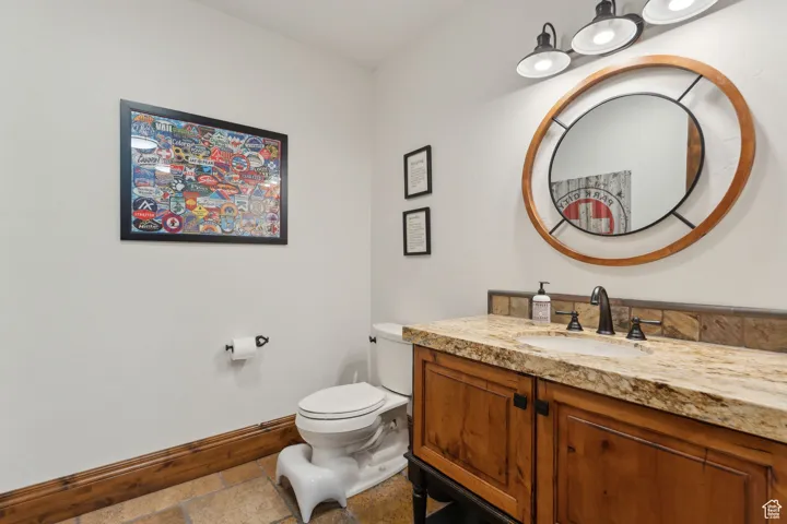 1 S Crosshill Ln, Sandy, Utah 84092