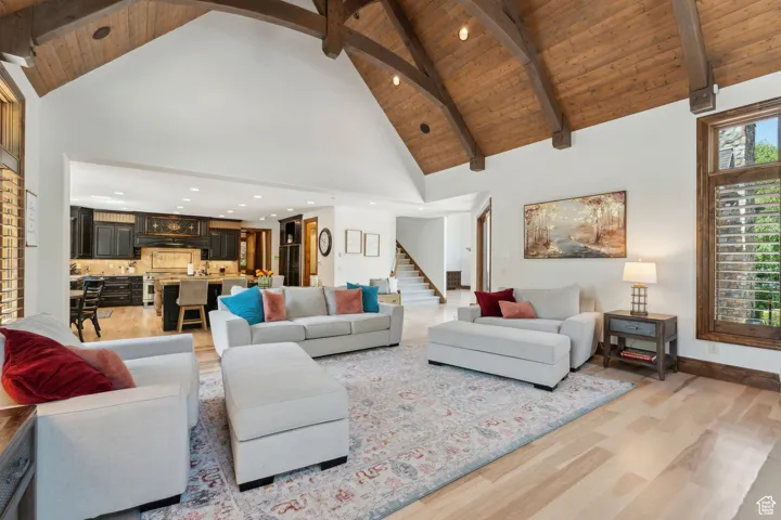 1 S Crosshill Ln, Sandy, Utah 84092