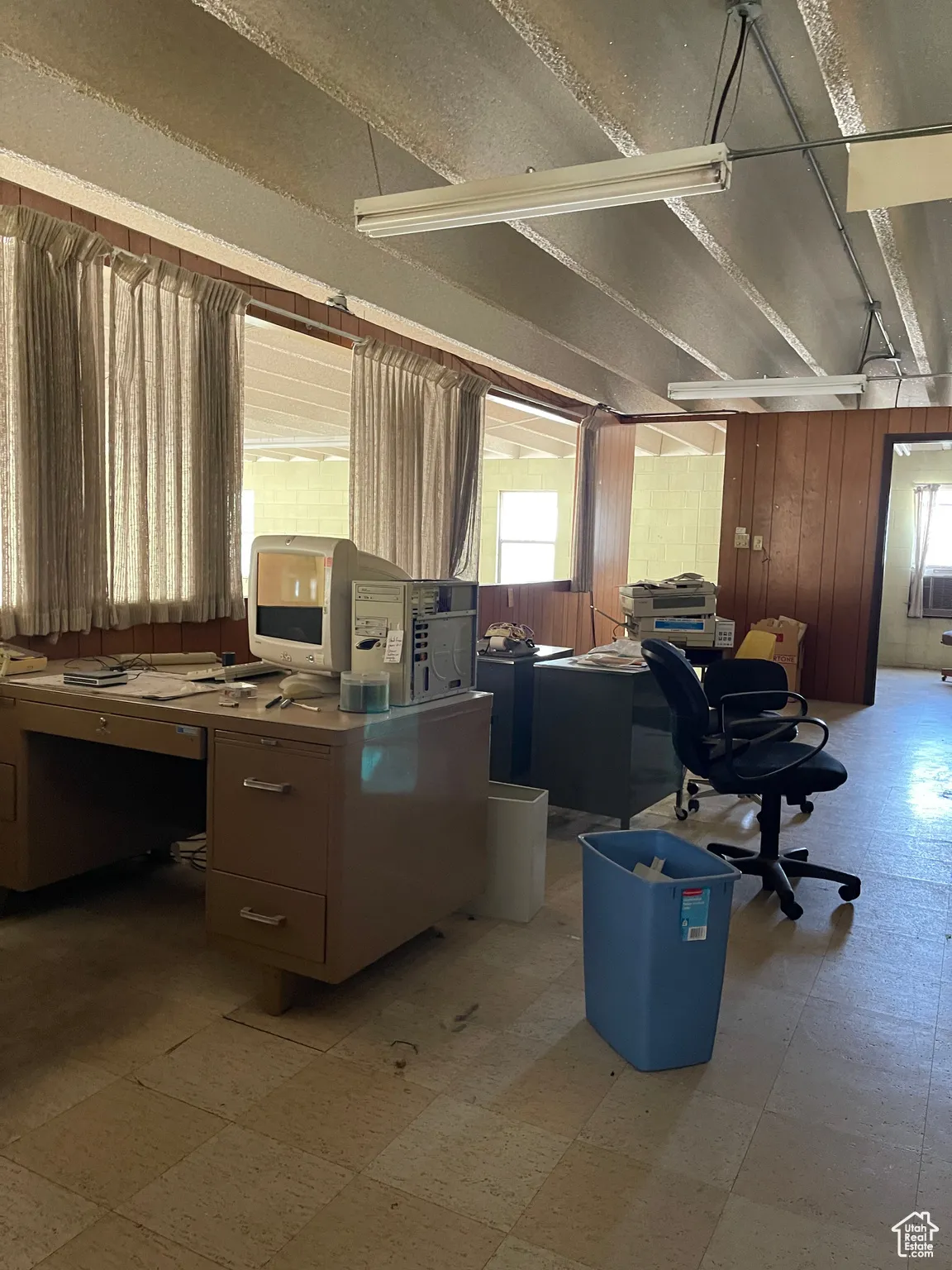 Open office area in mezzanine