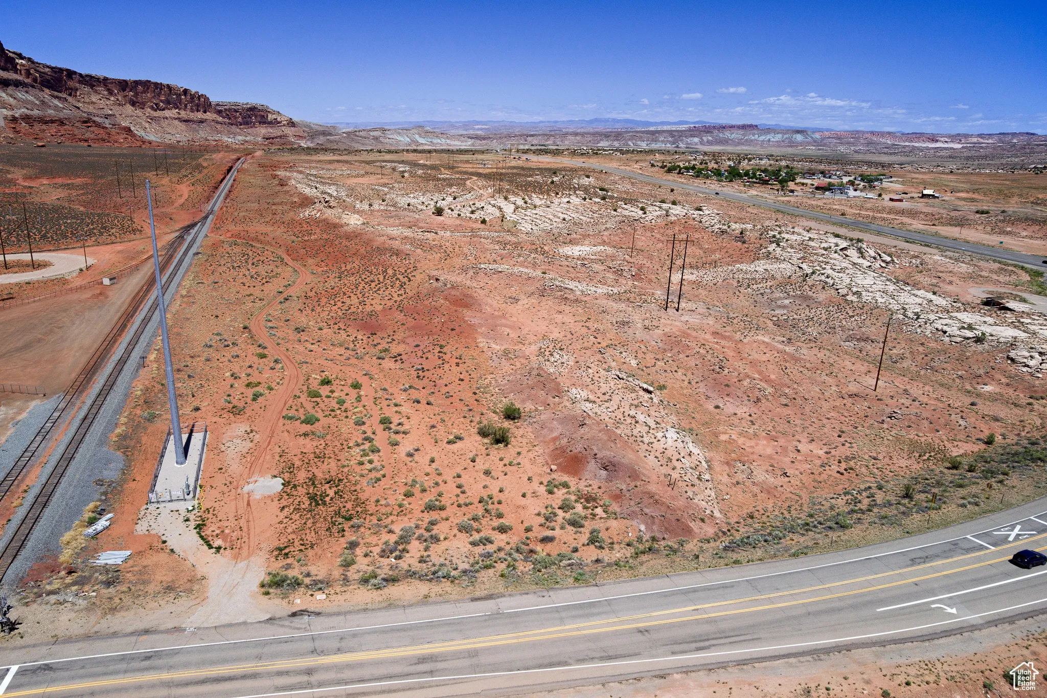 View of property location with mountains
