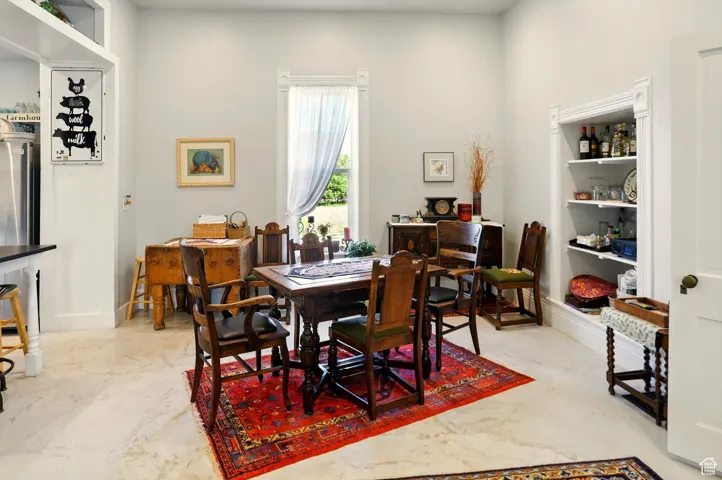 Dining space with baseboards
