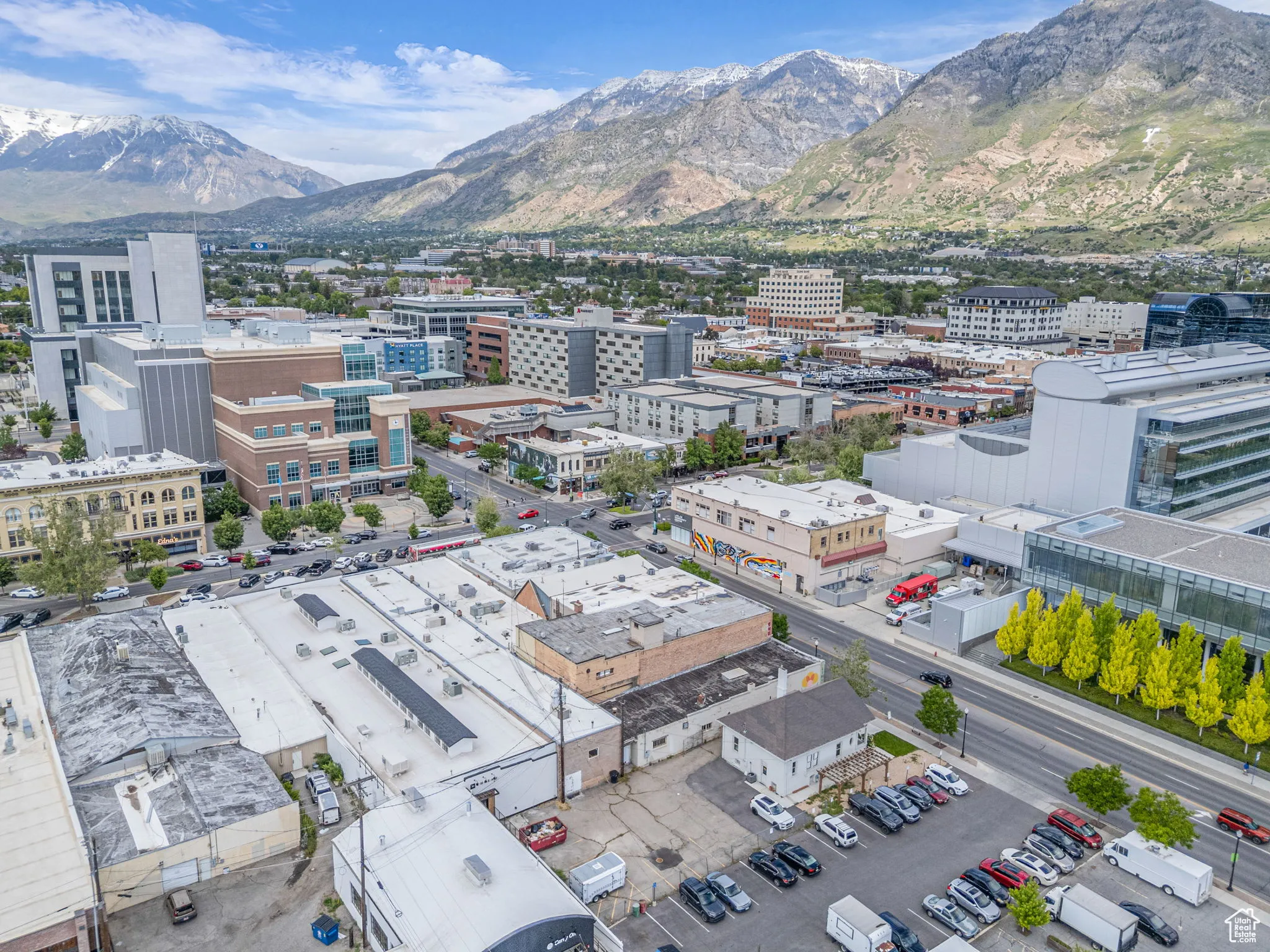 View of urban area with a mountain backdrop