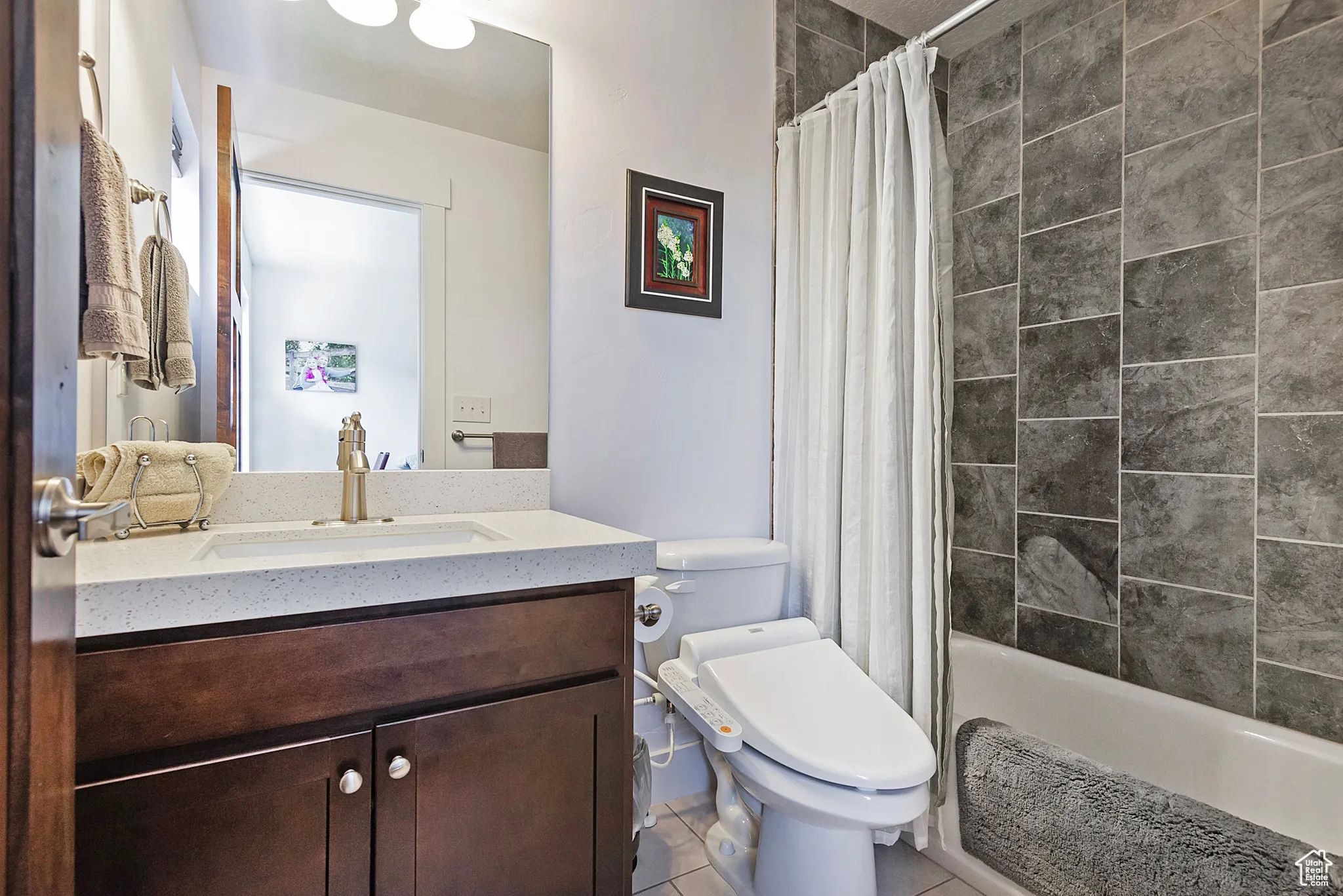 Second Full Bath with Shower / Tub Combo