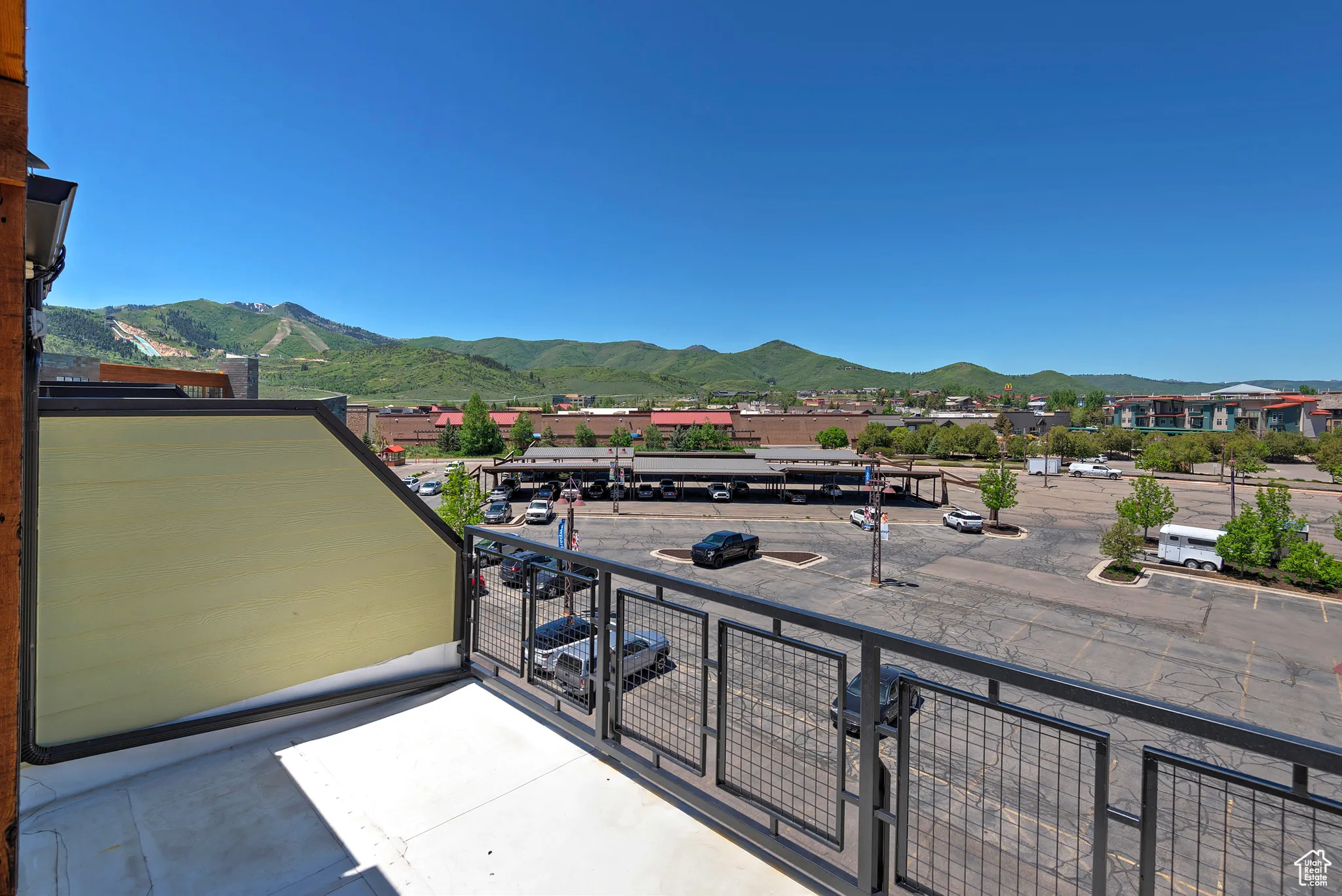 Roof Top Deck with Views