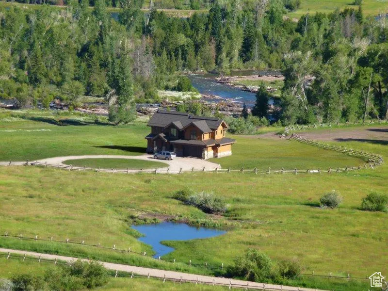 Crystal Ranch Lodge