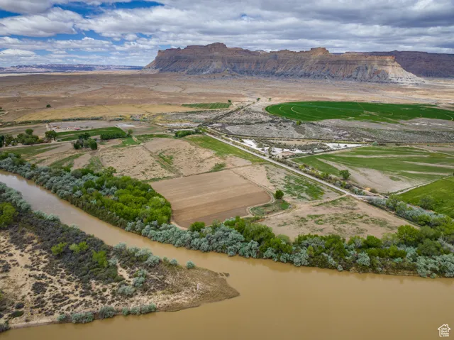 2610 N Long St, Green River, Utah 84525