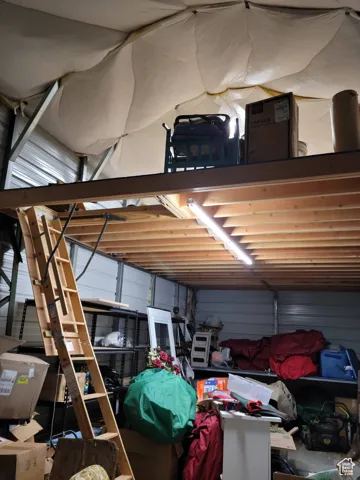 Storage with loft