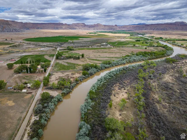 2220 N Long St, Green River, Utah 84525