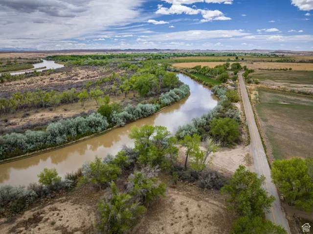 2220 N Long St, Green River, Utah 84525