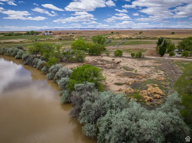 2220 N Long St, Green River, Utah 84525