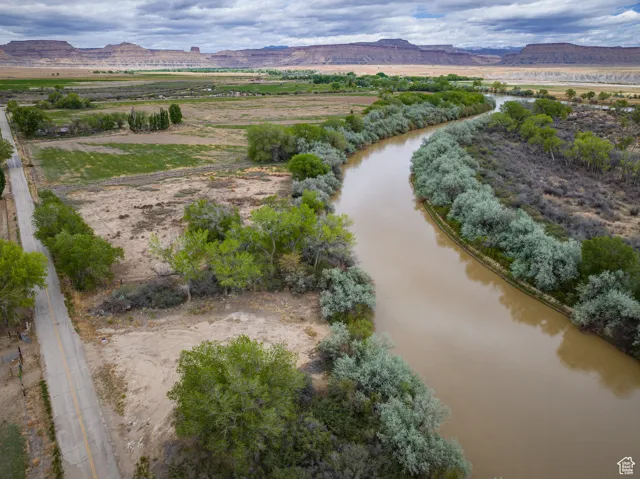2220 N Long St, Green River, Utah 84525
