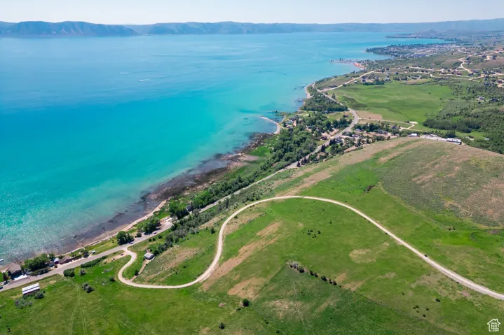 2555 N Bear Lake Blvd, Garden City, Utah 84028