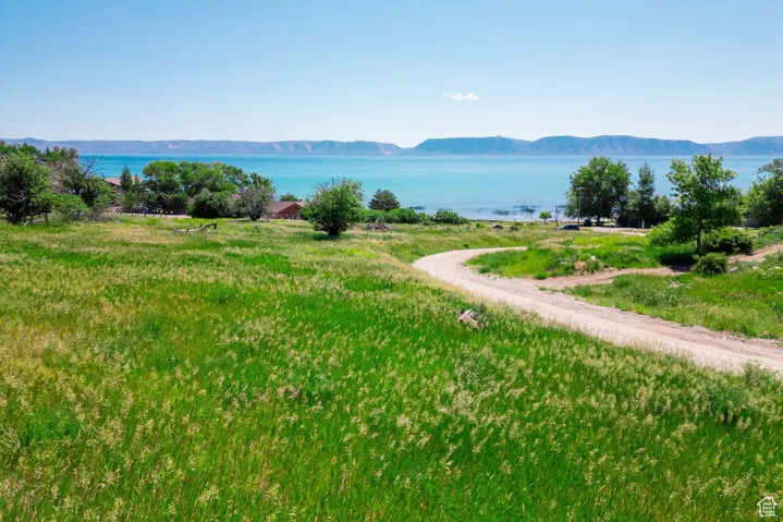 2555 N Bear Lake Blvd, Garden City, Utah 84028