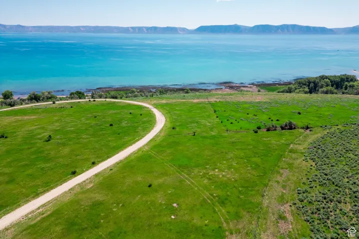 2555 N Bear Lake Blvd, Garden City, Utah 84028