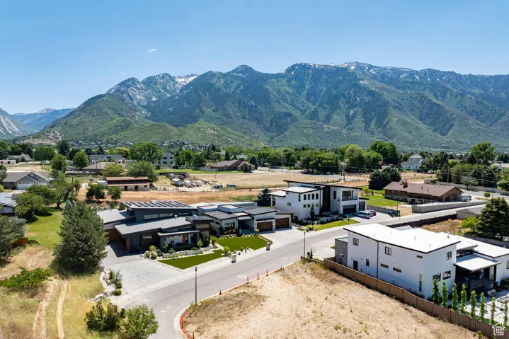 9942 S Altamont Dr, Sandy, Utah 84092