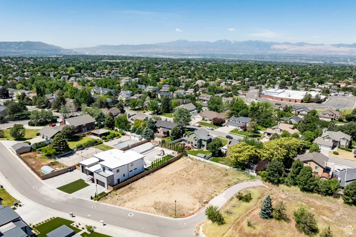 9942 S Altamont Dr, Sandy, Utah 84092