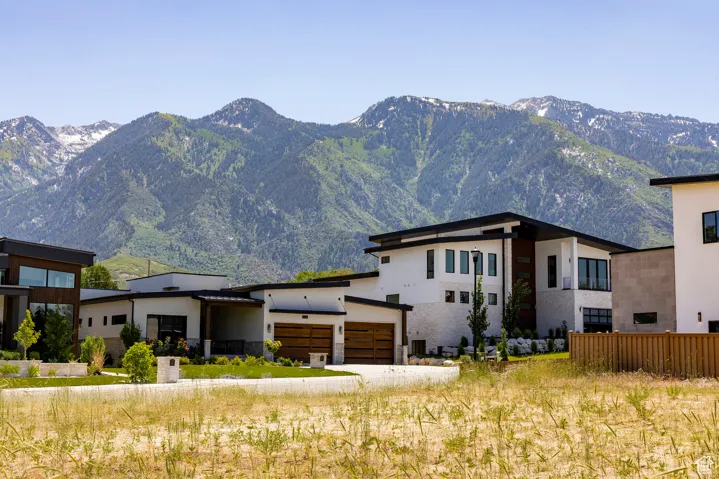 9942 S Altamont Dr, Sandy, Utah 84092