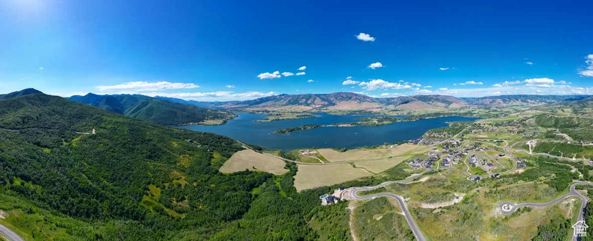 UNOBSTRUCTED PANORAMIC VIEWS