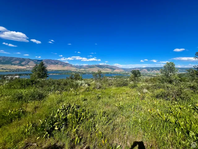 1152 S Legacy Dr, Huntsville, Utah 84317