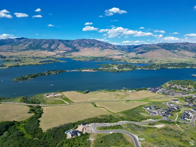 VIEW OF PINEVIEW RESERVOIR