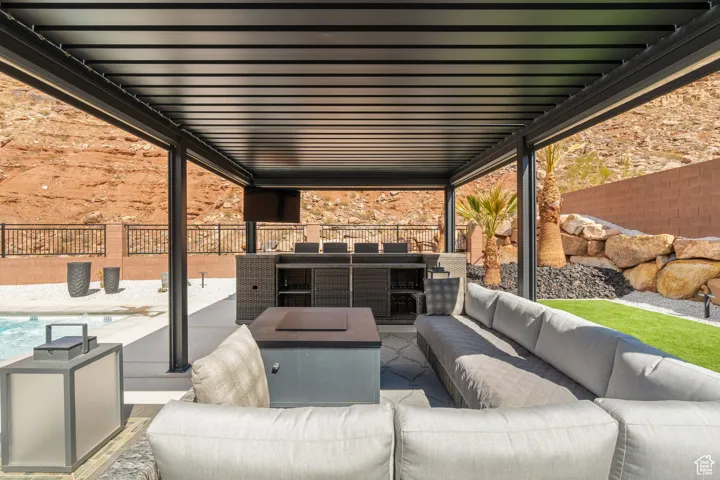 View of patio / terrace featuring an outdoor hangout area