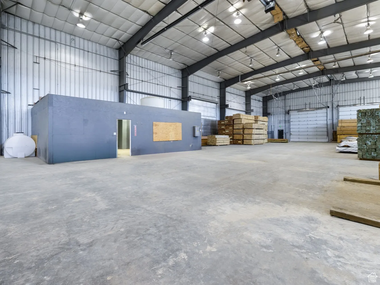 Garage with metal wall