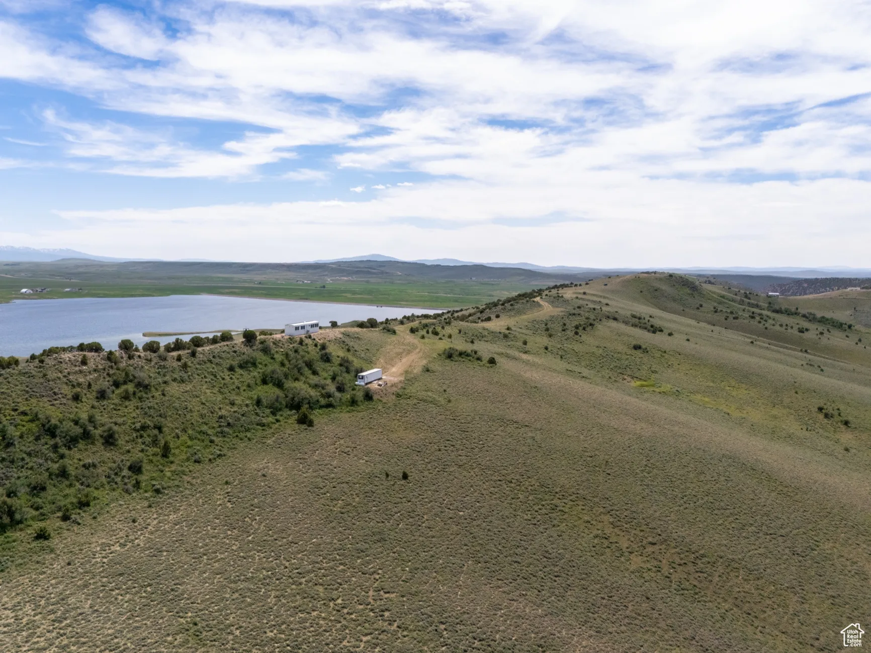 Bird's eye view of a water and mountain view