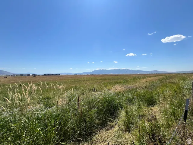 208 W 3600 N, Hyde Park, Utah 84318
