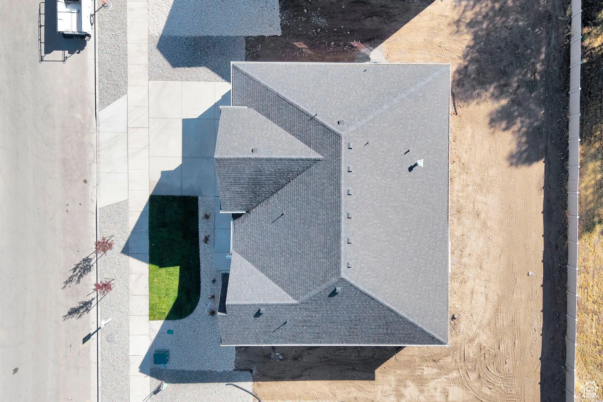 Aerial view of property and surrounding area