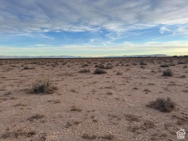 View of undeveloped land featuring rural landscape