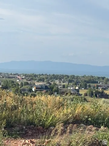 View of mountain backdrop and valley
