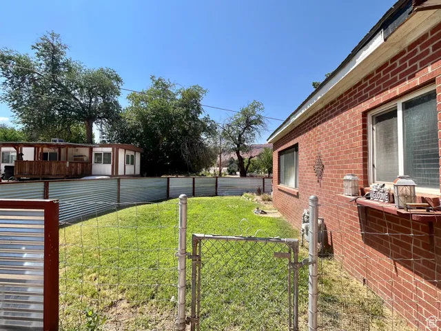 221 E 200 N, Moab, Utah 84532