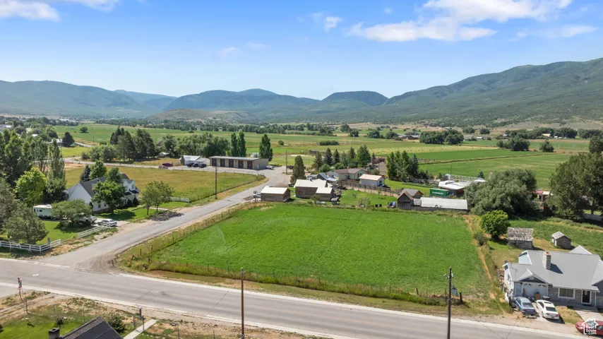 Aerial view of sparsely populated area featuring mountains
