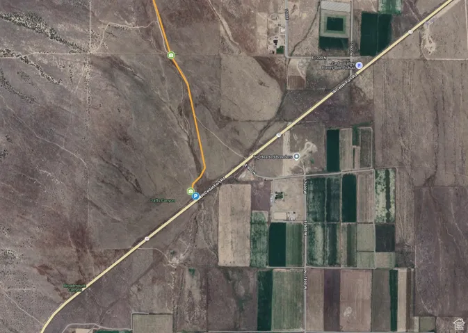 Aerial overview of possible parking