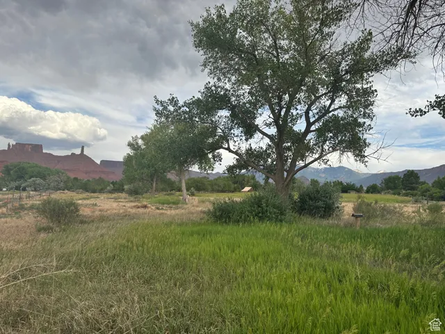 9 Chamisa Ln, Castle Valley, Utah 84532