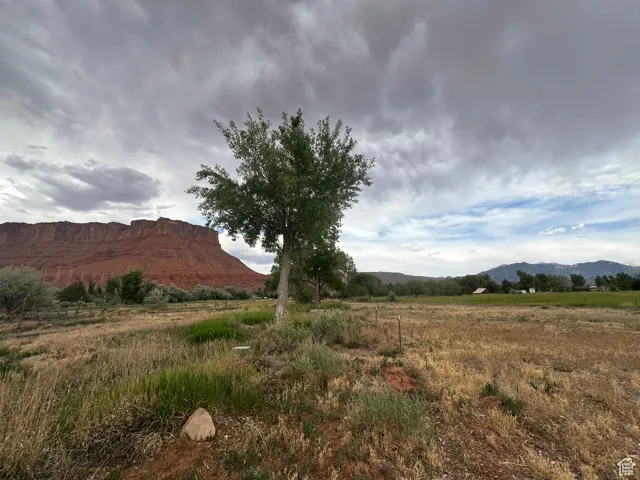 9 Chamisa Ln, Castle Valley, Utah 84532