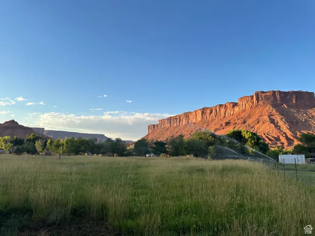 9 Chamisa Ln, Castle Valley, Utah 84532