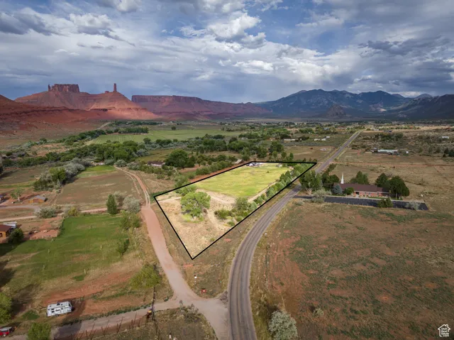 9 Chamisa Ln, Castle Valley, Utah 84532