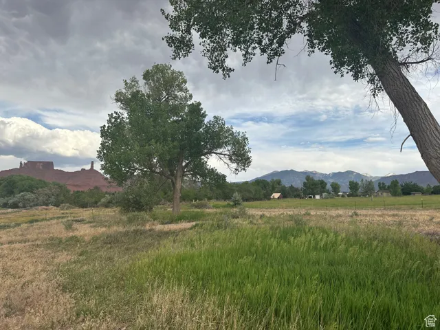 9 Chamisa Ln, Castle Valley, Utah 84532