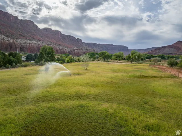 9 Chamisa Ln, Castle Valley, Utah 84532