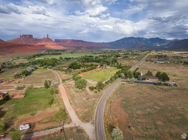 9 Chamisa Ln, Castle Valley, Utah 84532