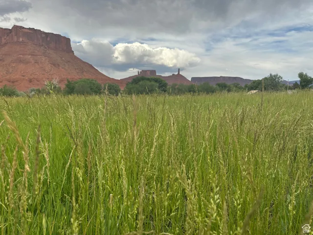 9 Chamisa Ln, Castle Valley, Utah 84532