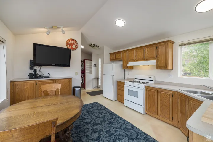 9 Chamisa Ln, Castle Valley, Utah 84532