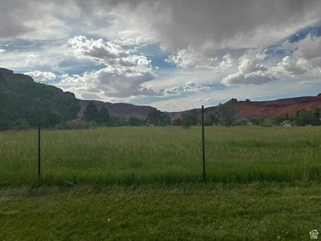9 Chamisa Ln, Castle Valley, Utah 84532