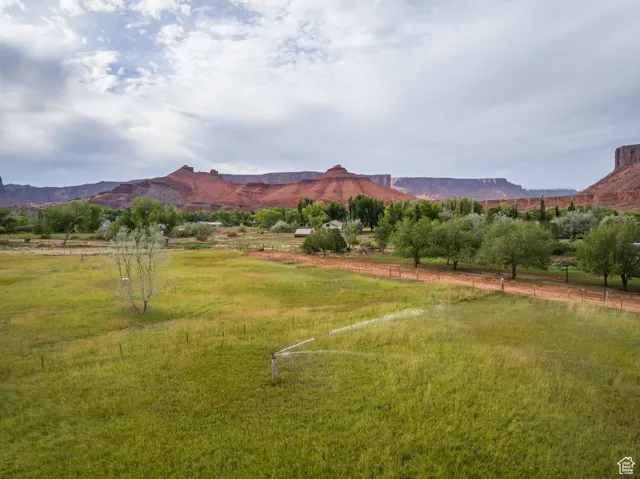 9 Chamisa Ln, Castle Valley, Utah 84532